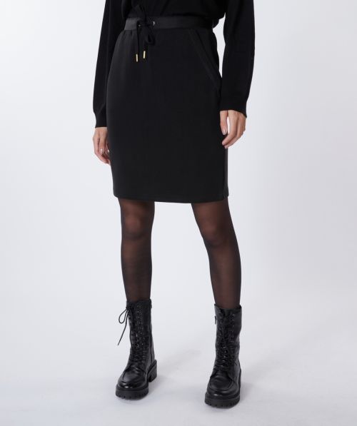 Skirt modal