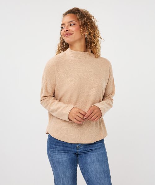 Sweater 3D knit