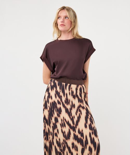 T-shirt roll up slve satin