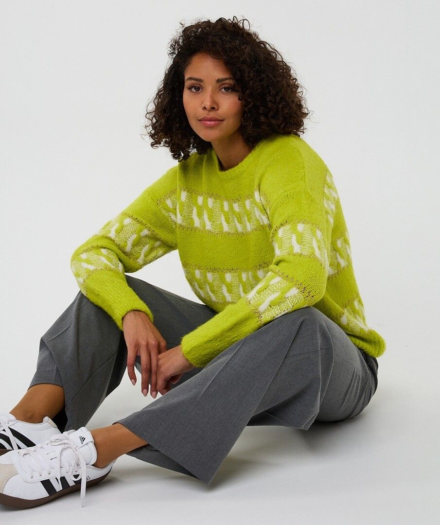 Sweater striped jacquard