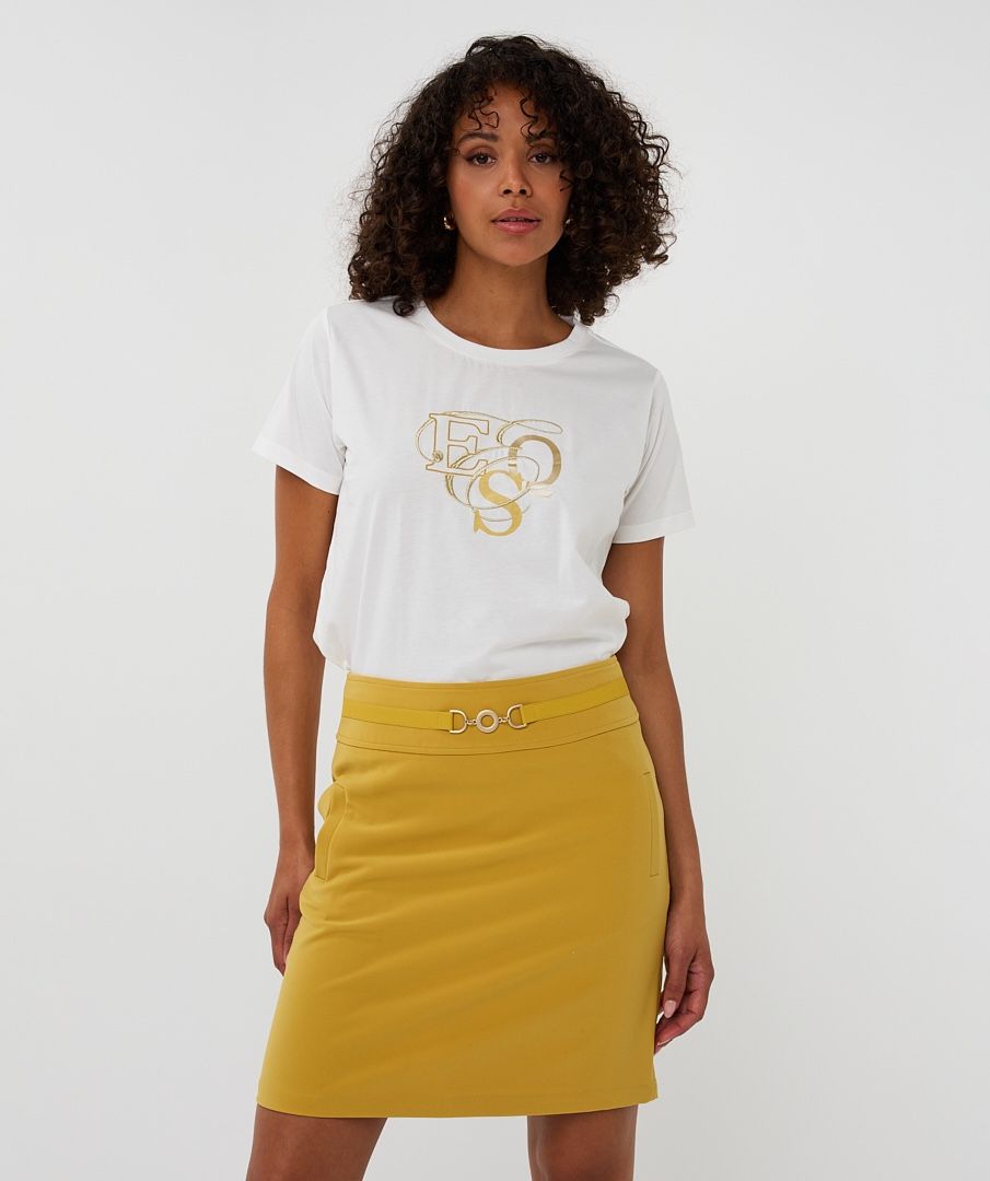 T-shirt curly lettering