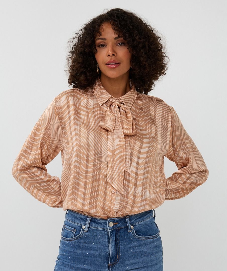 Blouse bow Peaceful