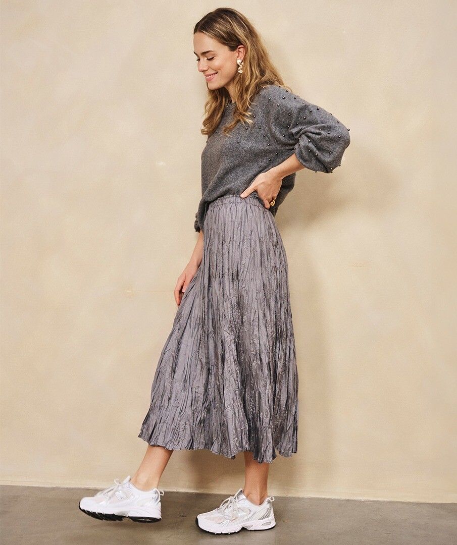 Skirt crinkle
