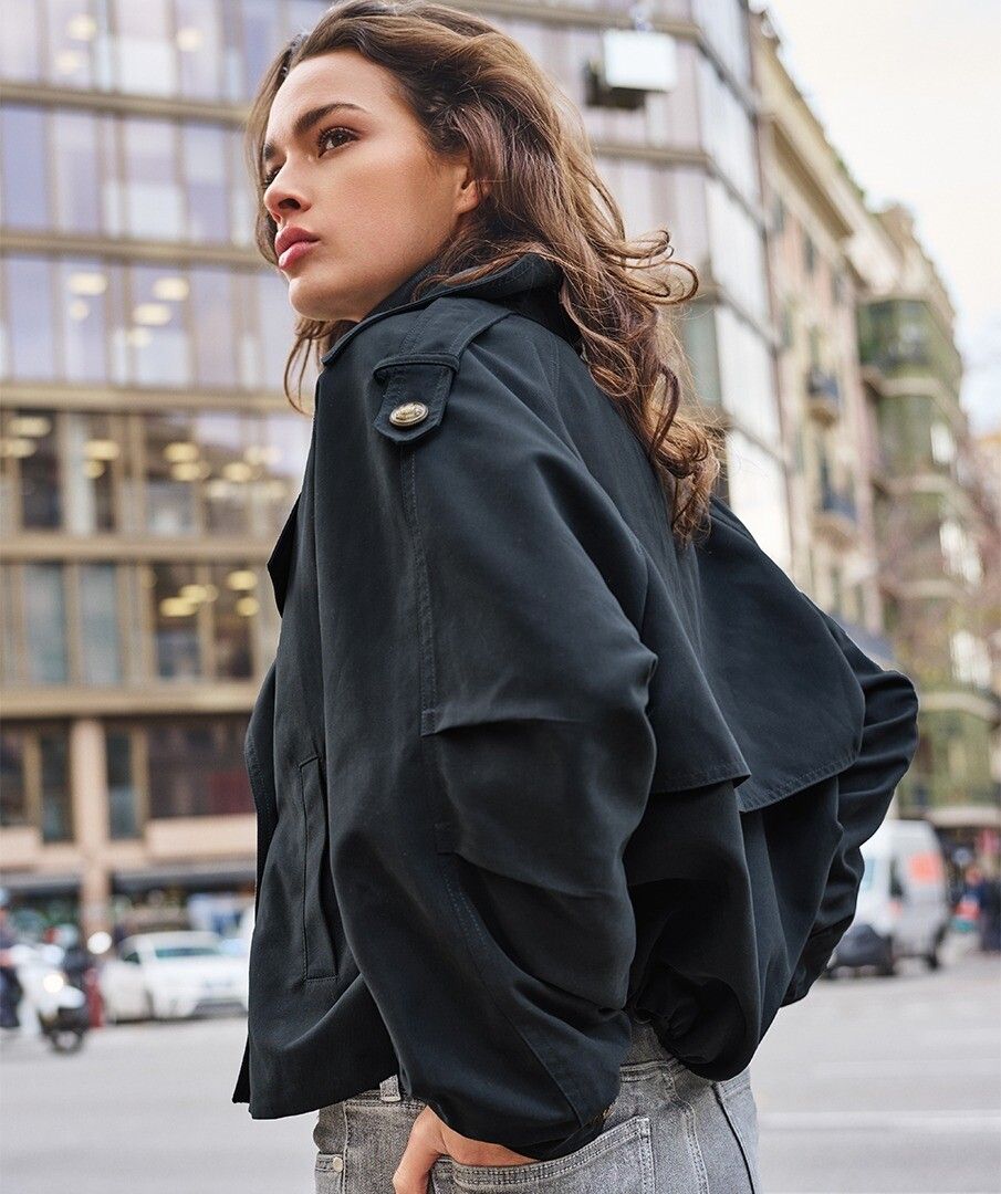 Coat trench bomber
