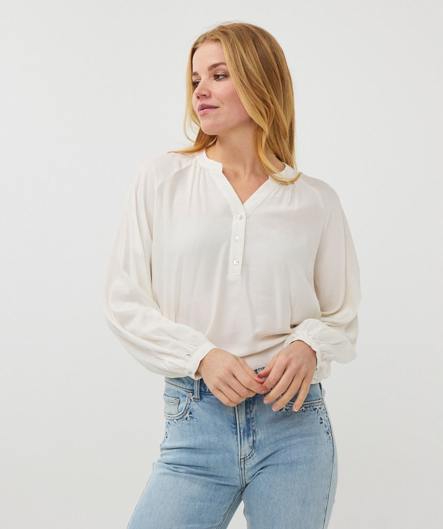 Blouse R-neck raglan