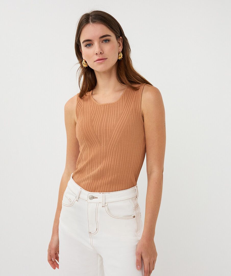 Sweater slv/lss rib V detail