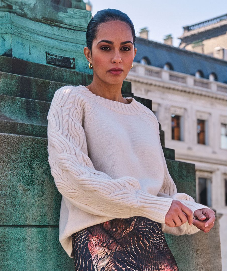 Sweater cable sleeve