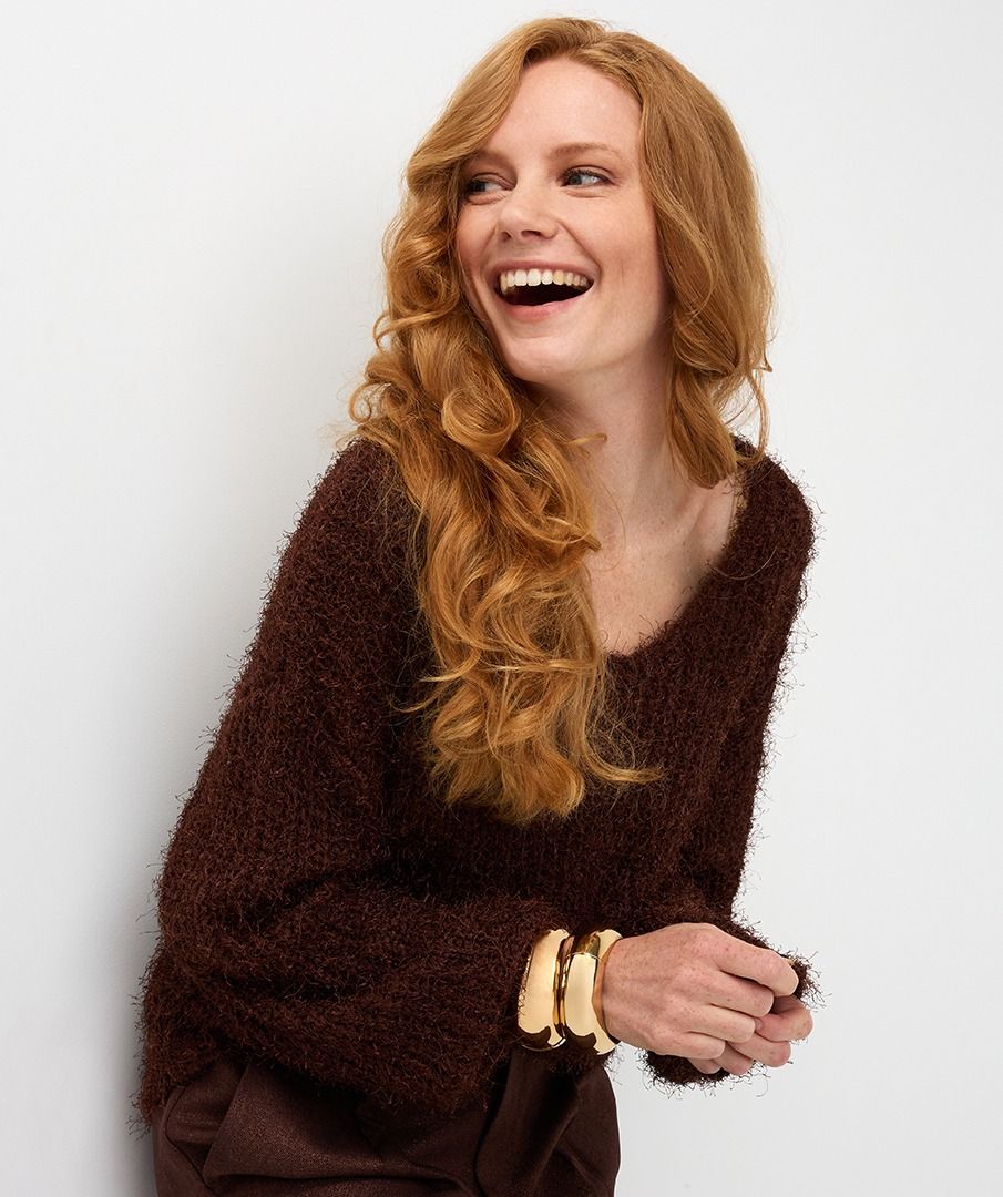 Sweater hairy